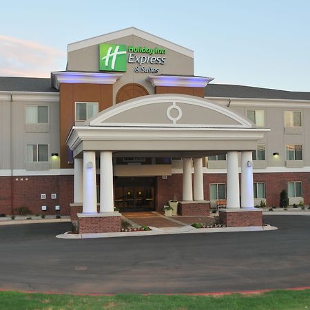 Holiday Inn Express & Suites Clinton By Ihg מראה חיצוני תמונה