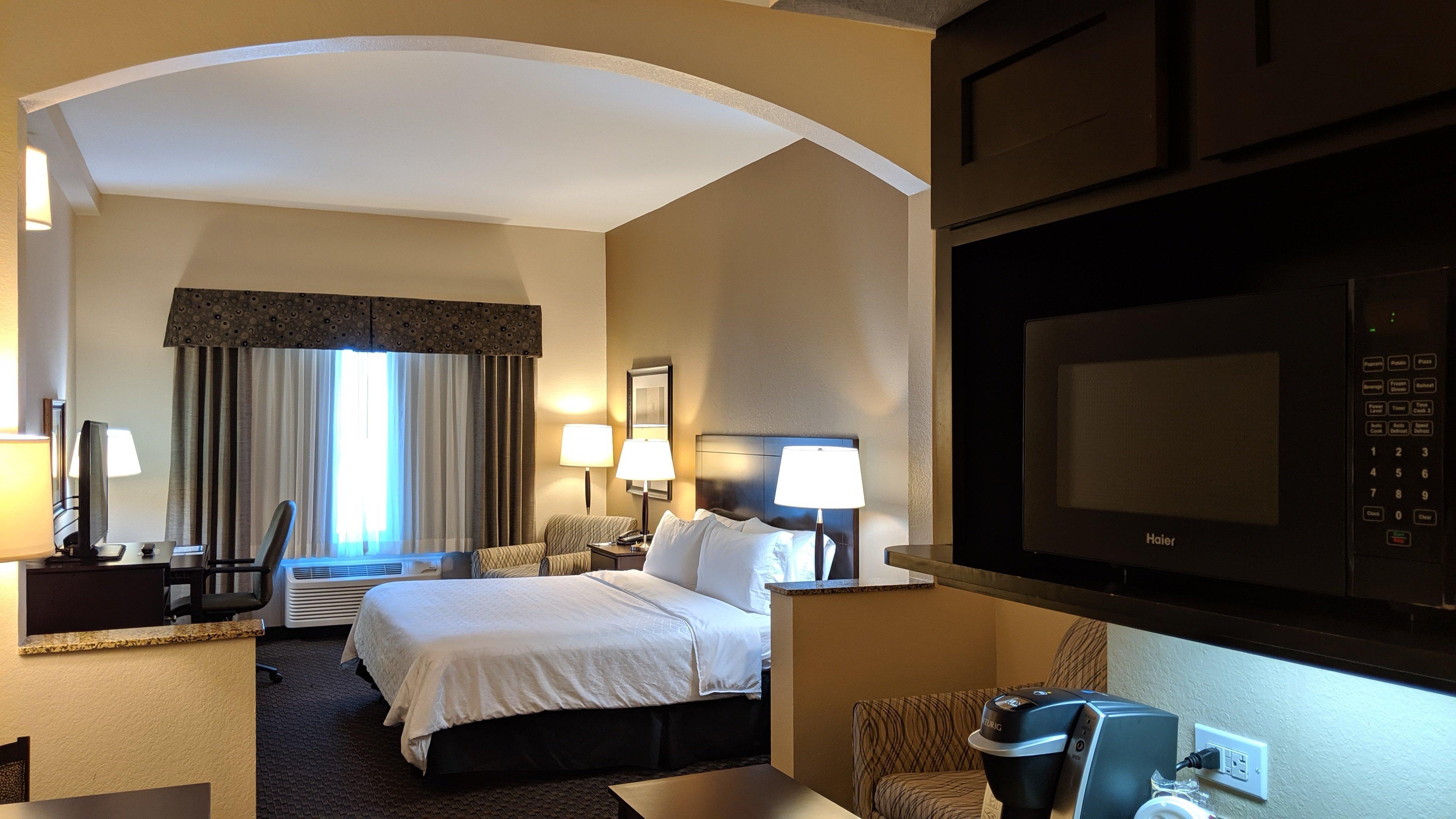 Holiday Inn Express & Suites Clinton By Ihg מראה חיצוני תמונה