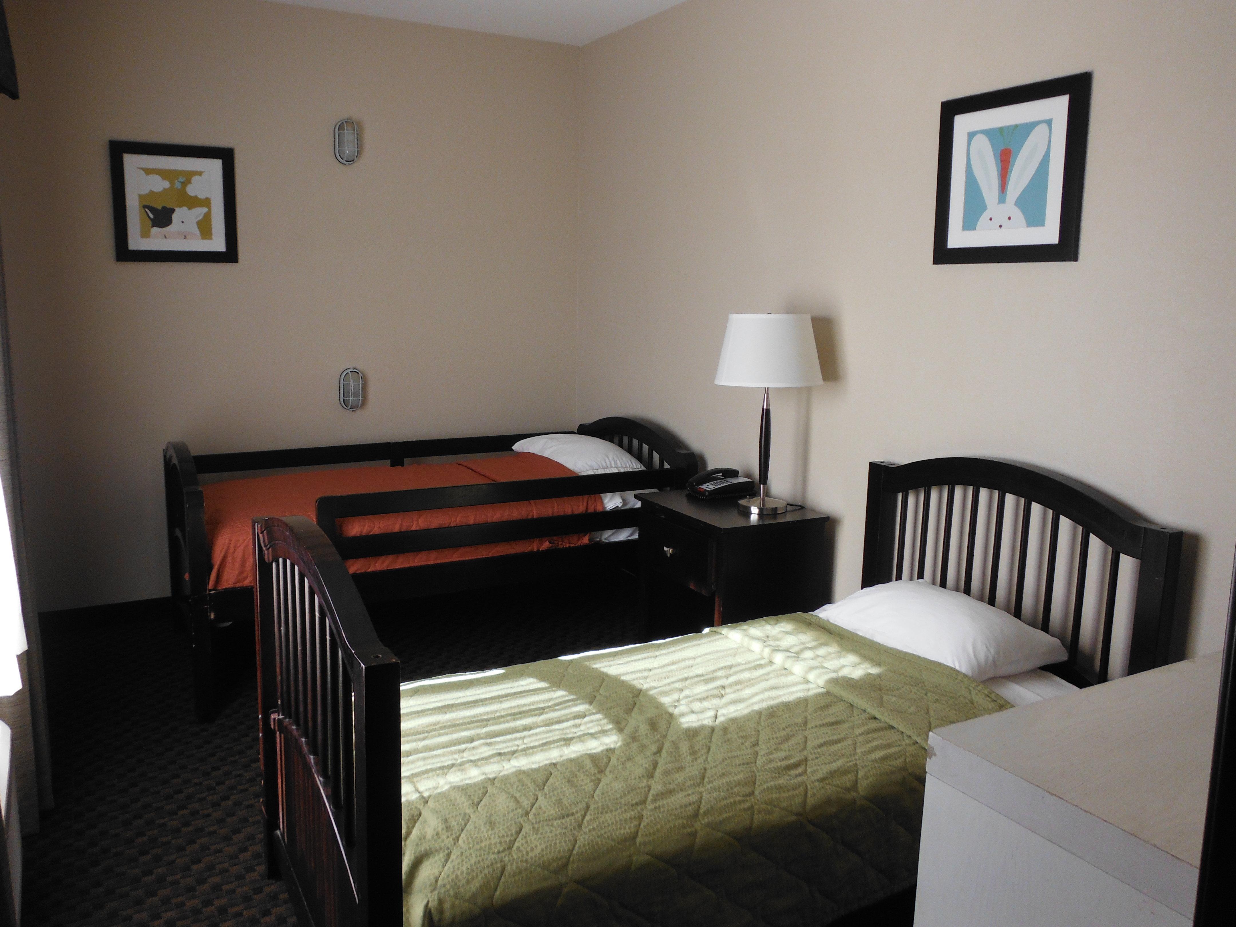Holiday Inn Express & Suites Clinton By Ihg מראה חיצוני תמונה