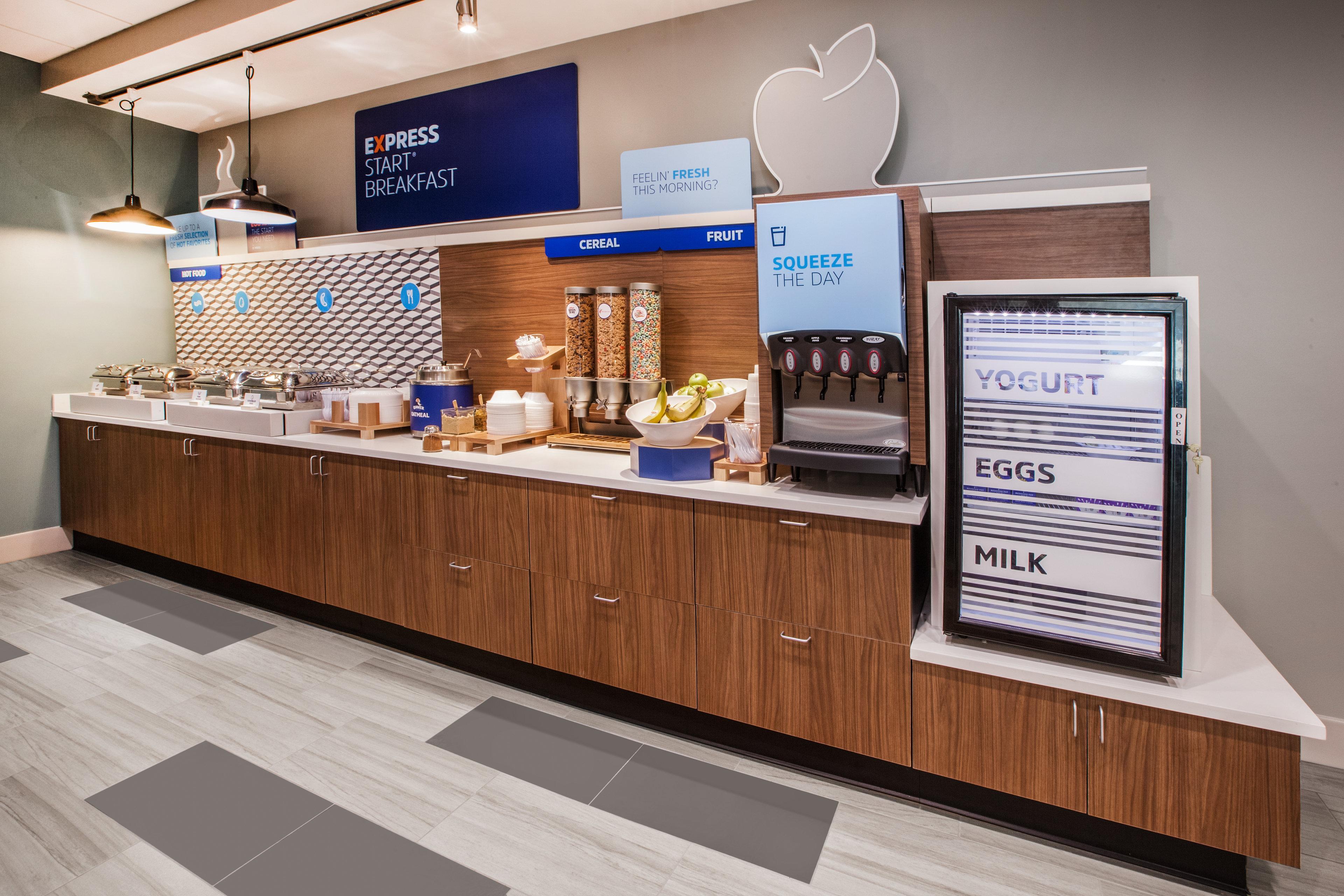 Holiday Inn Express & Suites Clinton By Ihg מראה חיצוני תמונה